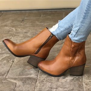 Cognac Cow Hide Leather Woven Side Boho Boots